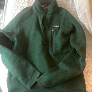 Patagonia dark green half zip sweater Women’s Size: Small